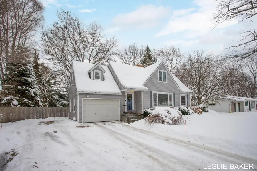 943 College Avenue, Holland, MI 49423 - Image #2