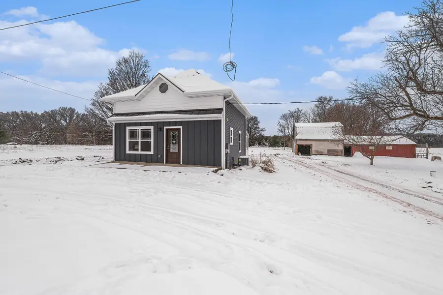 46750 County Road 665, Paw Paw, MI 49079 - Image #3