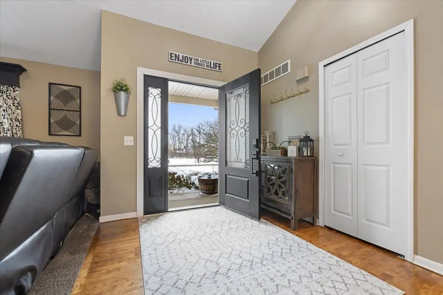 56210 11 Mile Road, New Hudson, MI 48165 - Image #3