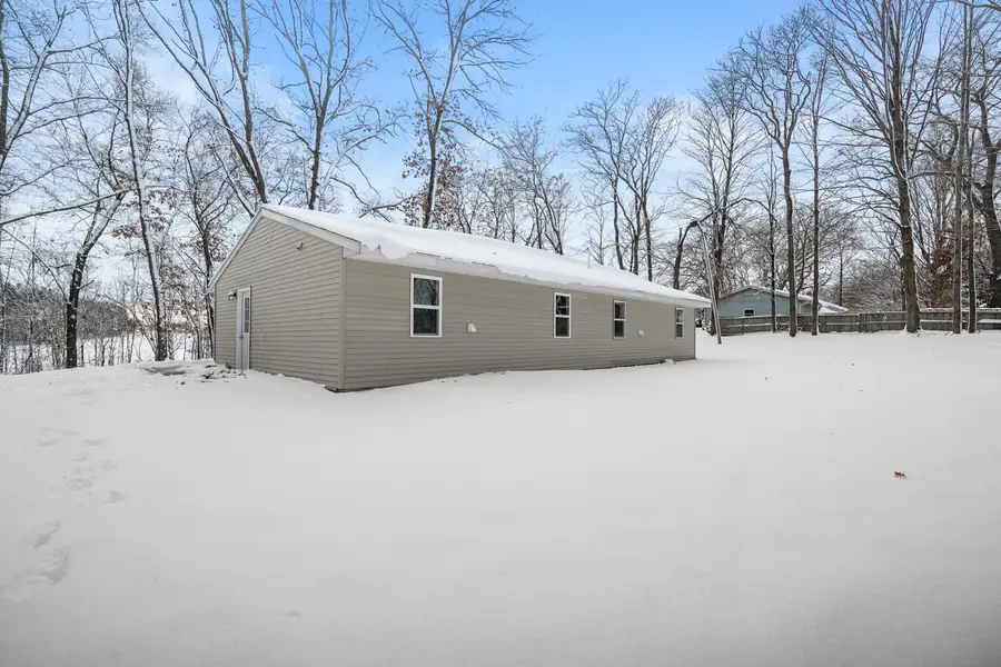 23794 Kinne Avenue, Mattawan, MI 49071 - Image #2