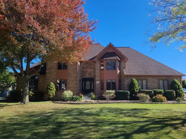 11545 Kings Knight Circle, Grand Blanc, MI 48439