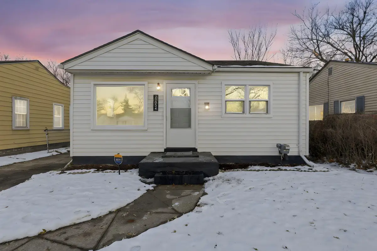 21034 Atlantic Avenue, Warren, MI 48091 - Image #1