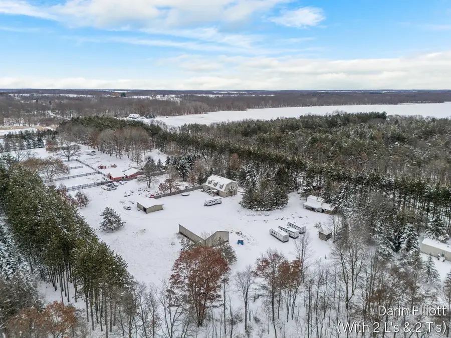 5299 Borden Road, Ronald, MI 48834 - Image #2