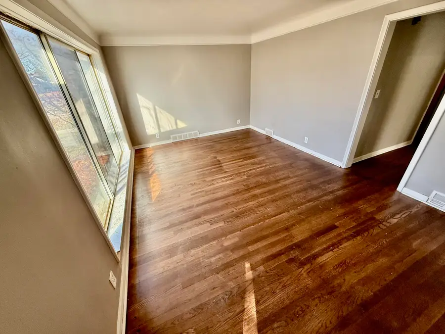 22084 Shakespeare Avenue, Eastpointe, MI 48021 - Image #3