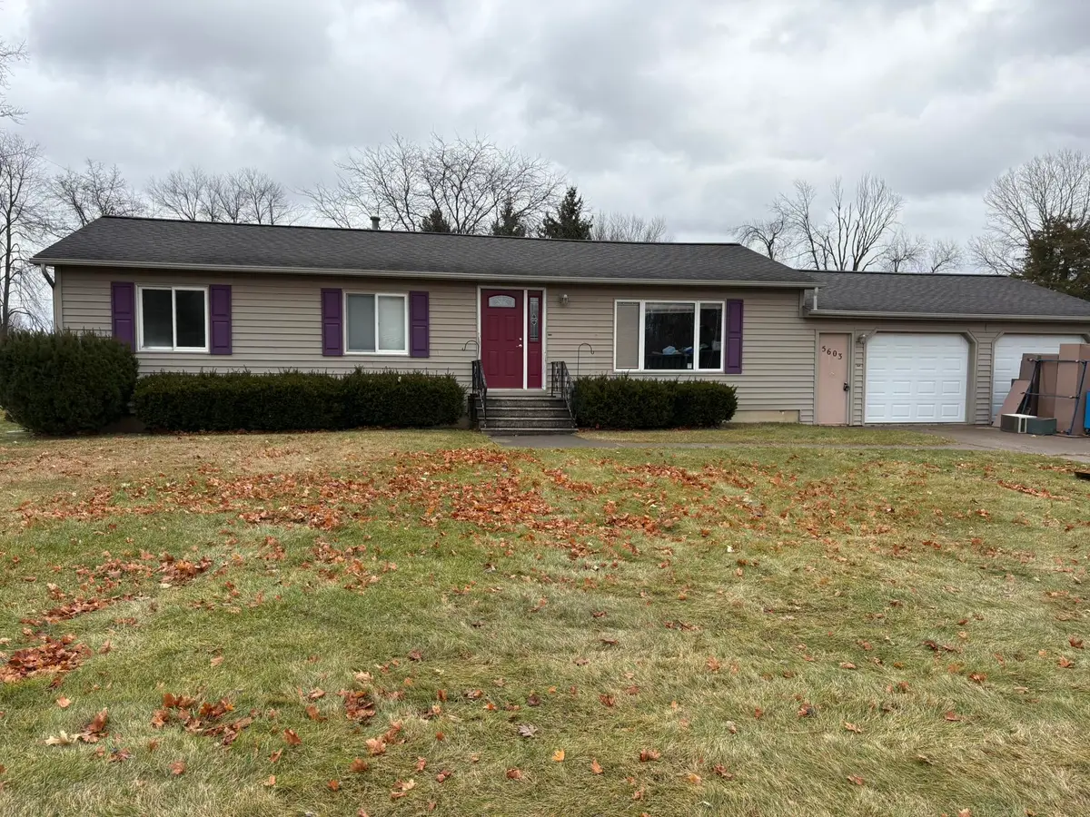 5603 Oakpoint Road, Jackson, MI 49201 - Image #1