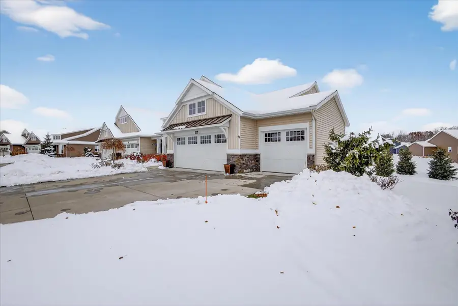 6125 Harmon Green Avenue Sw, Grandville, MI 49418 - Image #3