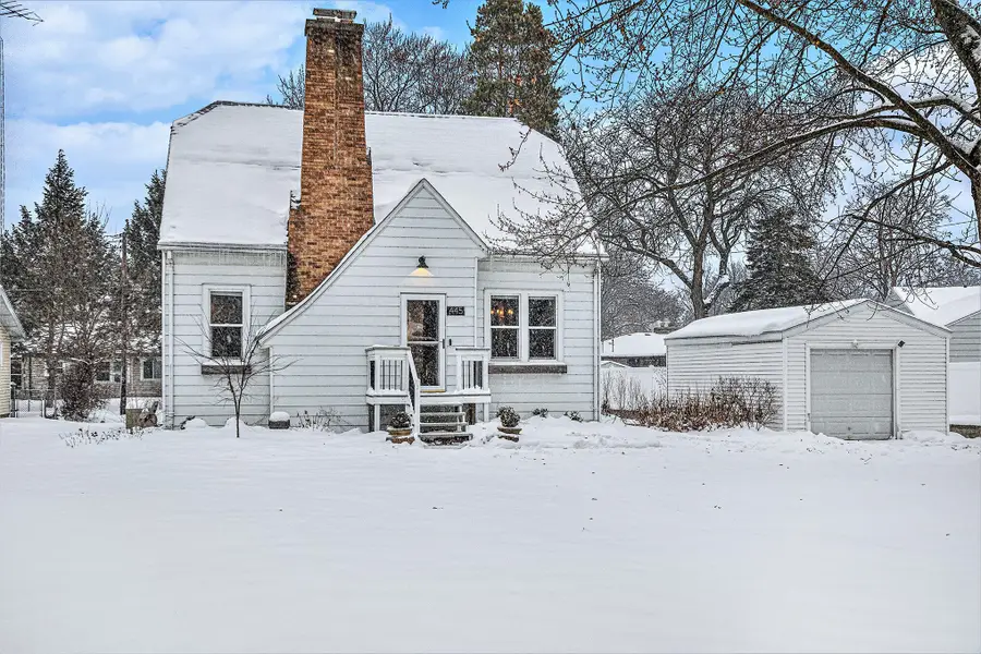 445 Montezuma Road, Benton Harbor, MI 49022 - Image #2