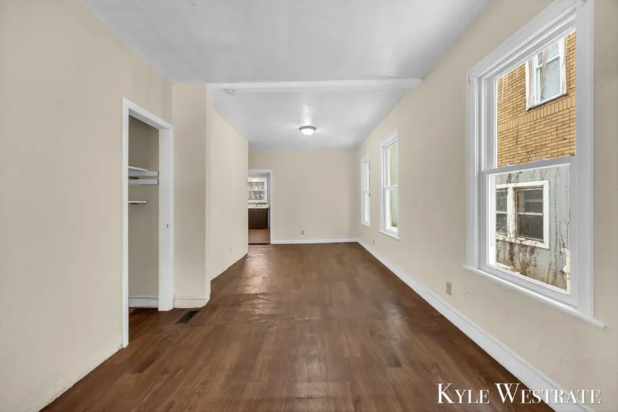 856 Tenth Street Nw, Grand Rapids, MI 49504 - Image #3