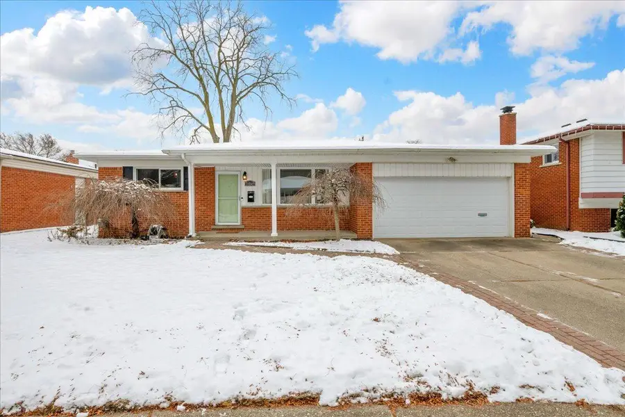 31049 Grennada Street, Livonia, MI 48154 - Image #2