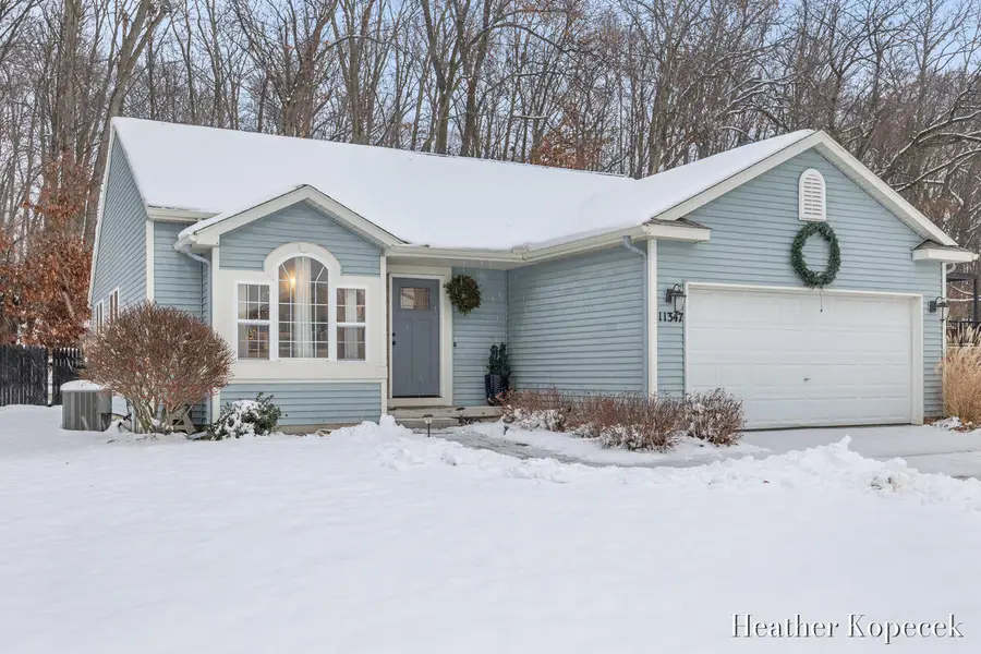 11347 Trent Street Se, Lowell, MI 49331 - Image #2