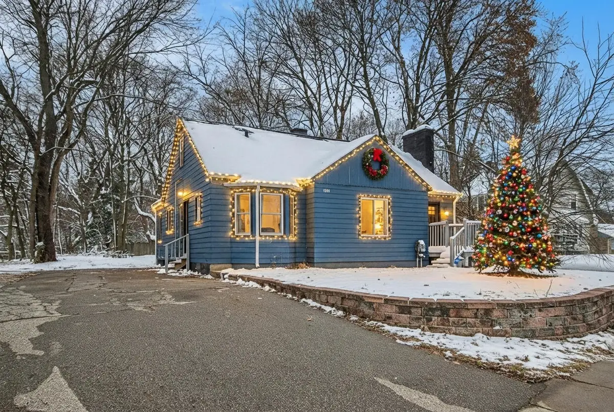 3040 W Michigan Avenue, Kalamazoo, MI 49006 - Image #1