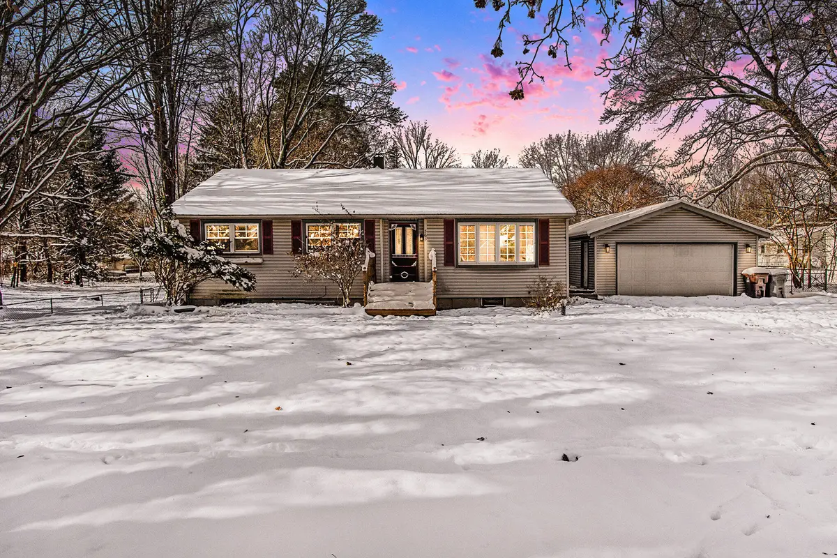 565 N Marshall Avenue, Marshall, MI 49068 - Image #1