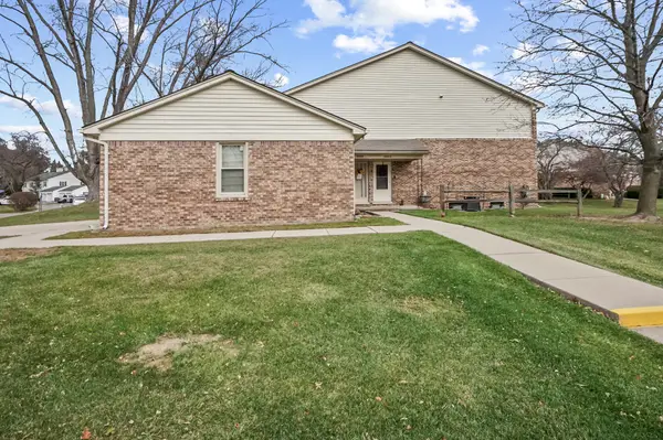 38513 Capetown Court #169, Clinton Twp, MI 48038