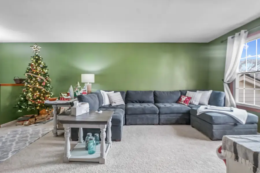 38513 Capetown Court #169, Clinton Township, MI 48038 - Image #2