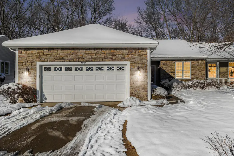 6895 Hunters Creek #57, Kalamazoo, MI 49048 - Image #2