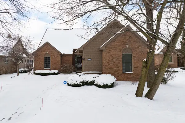 2222 Stonebridge Drive N, Ann Arbor, MI 48108