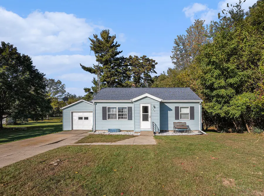 120 S Woodrow Avenue S, Battle Creek, MI 49015 - Image #2