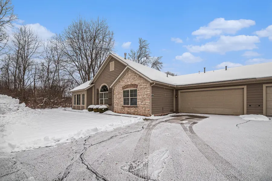 5333 Fawn Creek Drive Sw, Wyoming, MI 49418 - Image #2