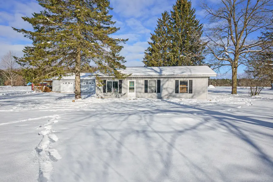 3955 N River Drive, Newaygo, MI 49337 - Image #2