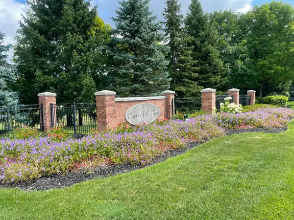 312 Marigold Circle, Westland, MI 48185