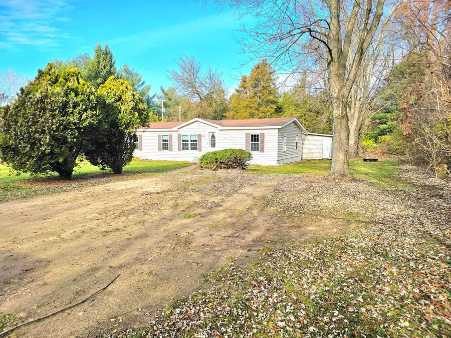 13122 Riverside Drive, Constantine, MI 49042 - Image #3