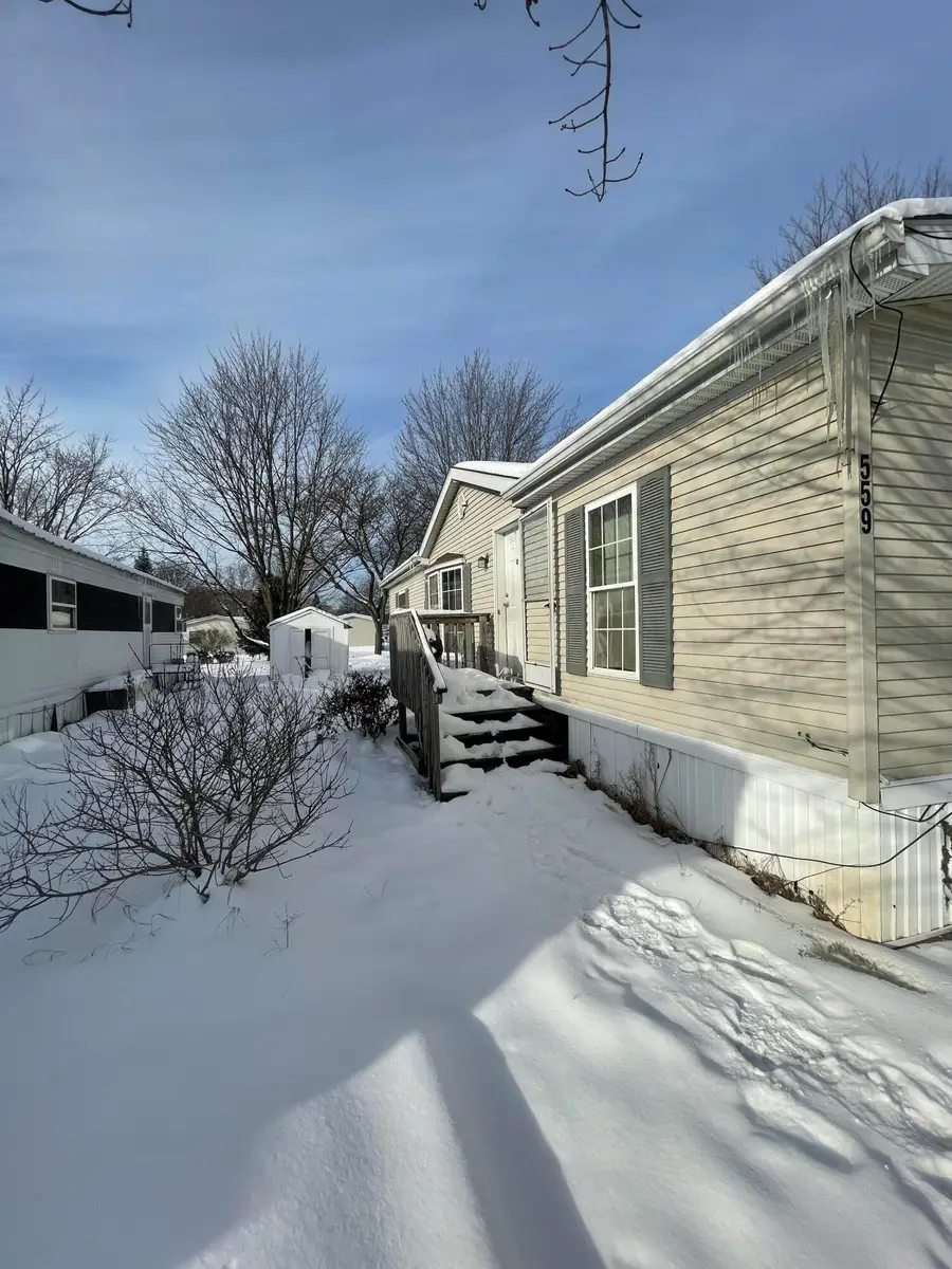 559 Triann Drive Se, Grand Rapids, MI 49548 - Image #2