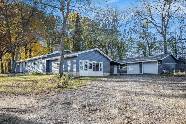 13774 Shaftsburg Road, Perry, MI 48872