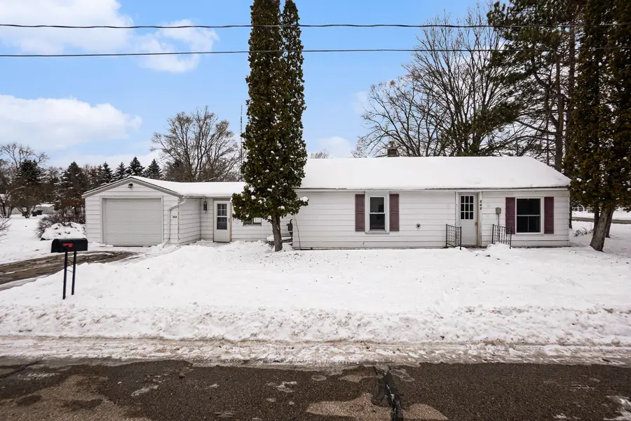 202 S Bronson Avenue, Big Rapids, MI 49307 - Image #2