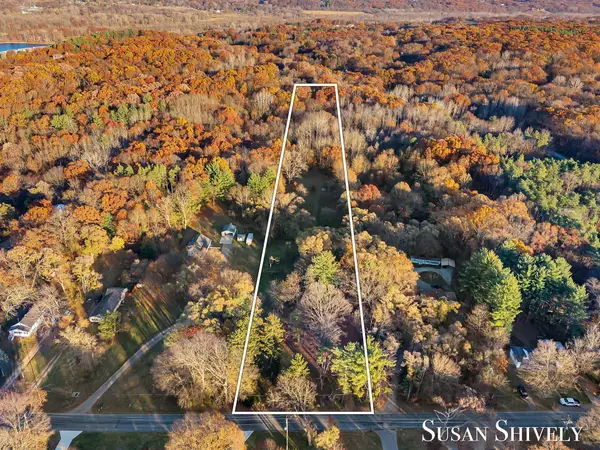 4712 Webber Avenue Ne, Grand Rapids, MI 49525