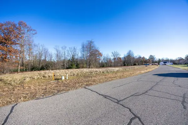 11482 Killarney Drive, Stanwood, MI 49346