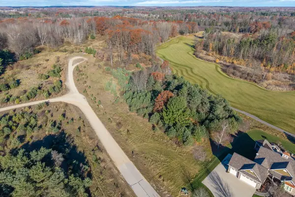 6048 Dublin Drive, Stanwood, MI 49346