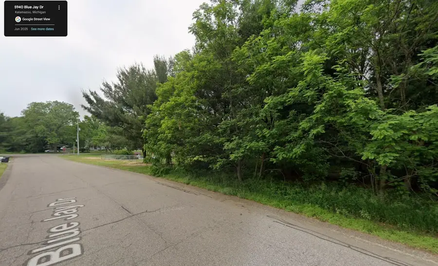 5940 Blue Jay Drive, Kalamazoo, MI 49009 - Image #3