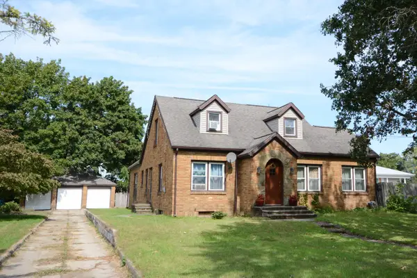 5287 Comstock Drive, Kalamazoo, MI 49048