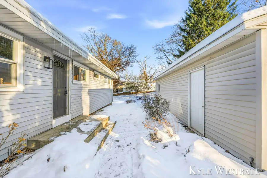 3144 Kensboro Avenue Ne, Grand Rapids, MI 49505 - Image #3