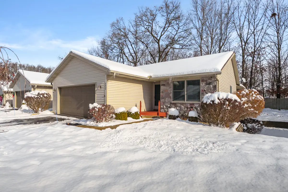 5823 Wood Valley Road #84, Kalamazoo, MI 49009 - Image #1