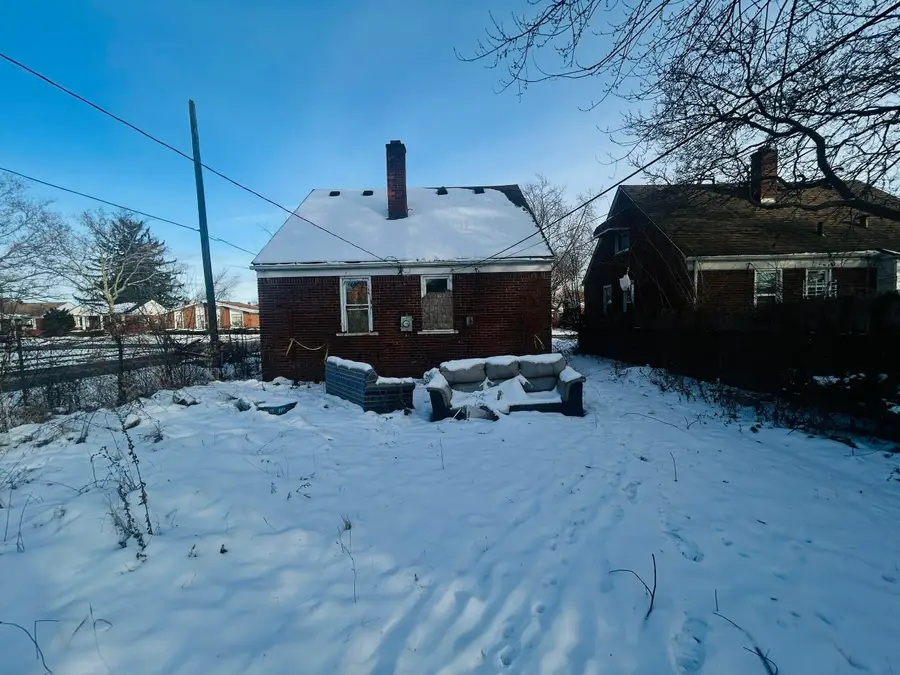 8907 Cloverlawn Street, Detroit, MI 48204 - Image #3