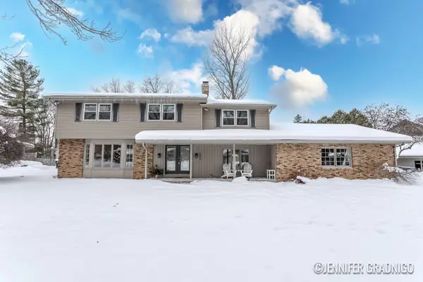 160 Sorrento Drive, Holland, MI 49423