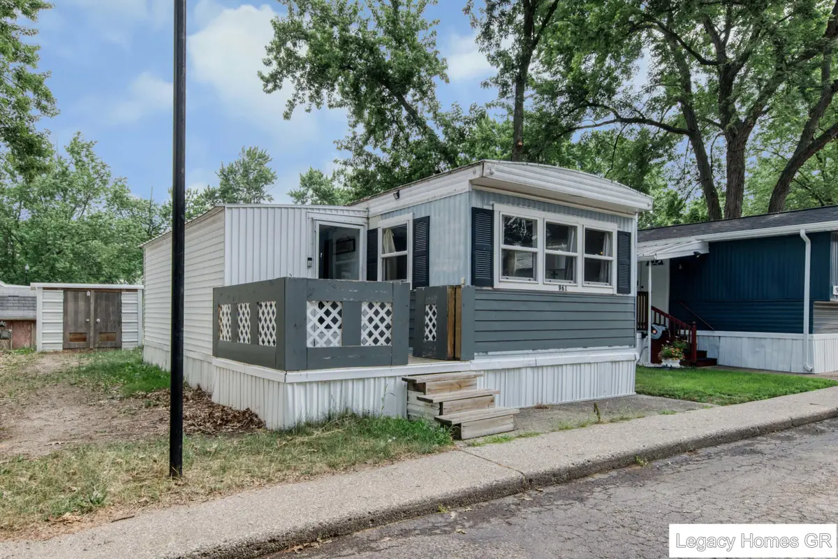 961 Dolphin Street Sw #013, Wyoming, MI 49509 - Image #1