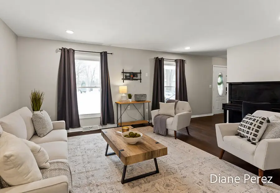 1920 Glenmoor Court Se, Kentwood, MI 49508 - Image #3