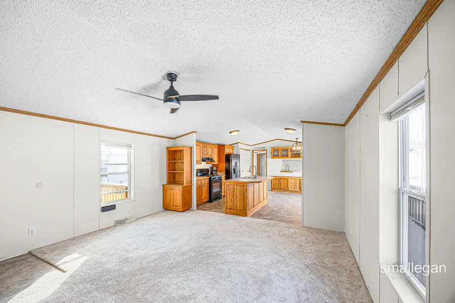 4843 Gretchen Avenue Nw, Comstock Park, MI 49321 - Image #3