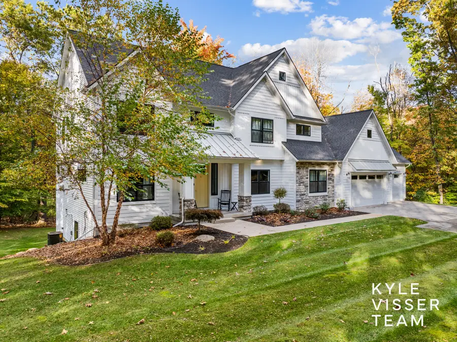 7787 S Gracemoor Court Se, Alto, MI 49302 - Image #2