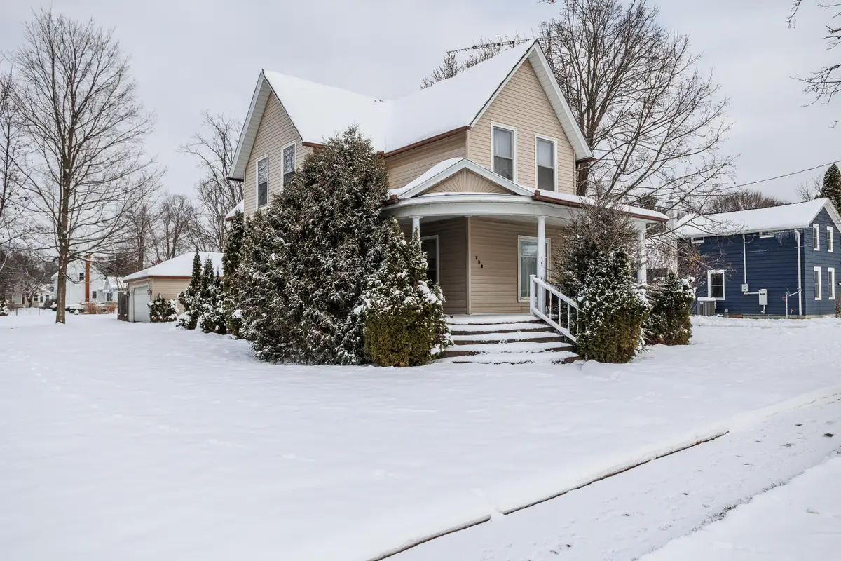 732 W Hanover Street, Marshall, MI 49068 - Image #1