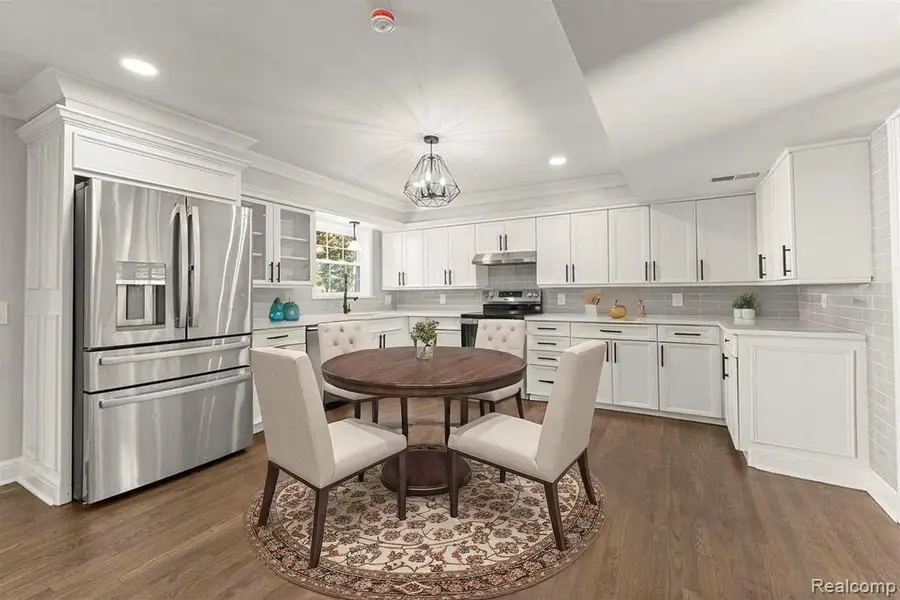 3158 Lafayette Drive, Trenton, MI 48183 - Image #2