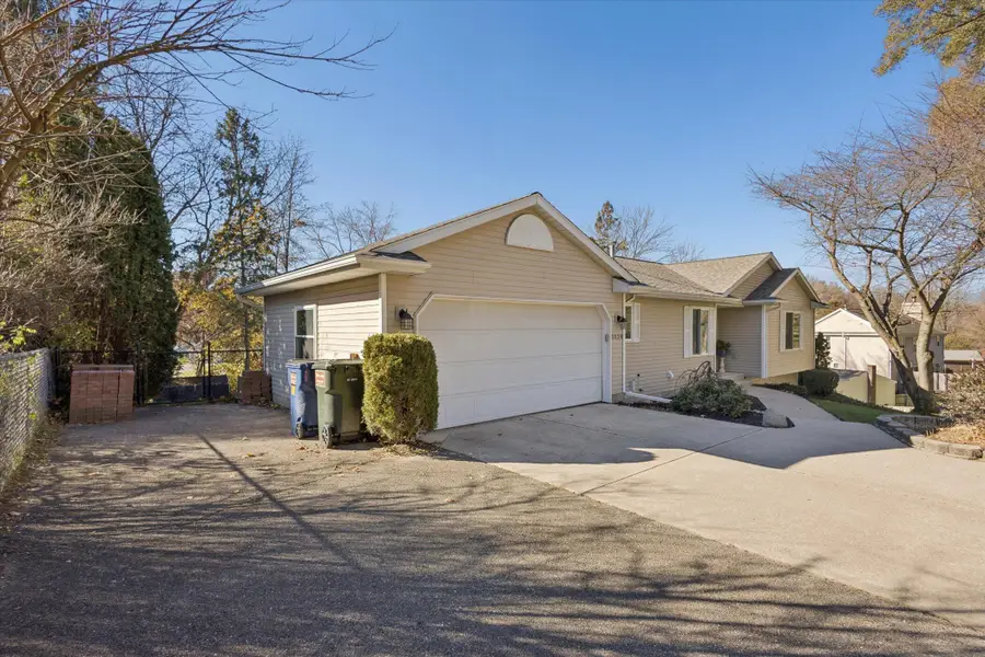 3039 Jeanlin Drive Se, Grand Rapids, MI 49546 - Image #2