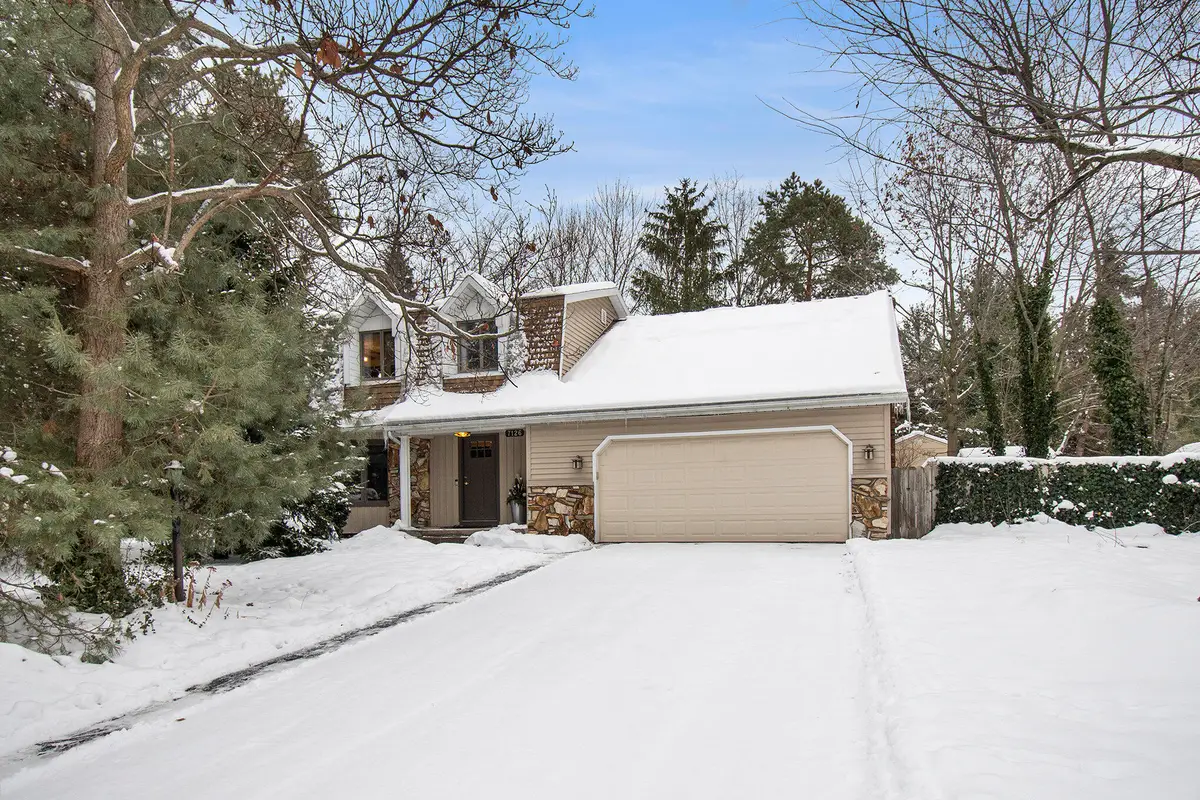 7126 Kevin Court, Hudsonville, MI 49426 - Image #1