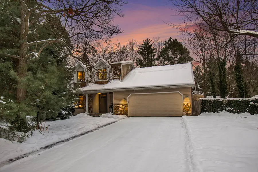 7126 Kevin Court, Hudsonville, MI 49426 - Image #2