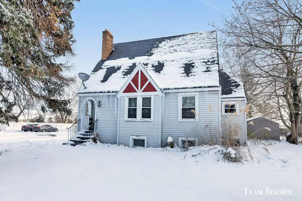 3122 Fuller Avenue Ne, Grand Rapids, MI 49505 - Image #1