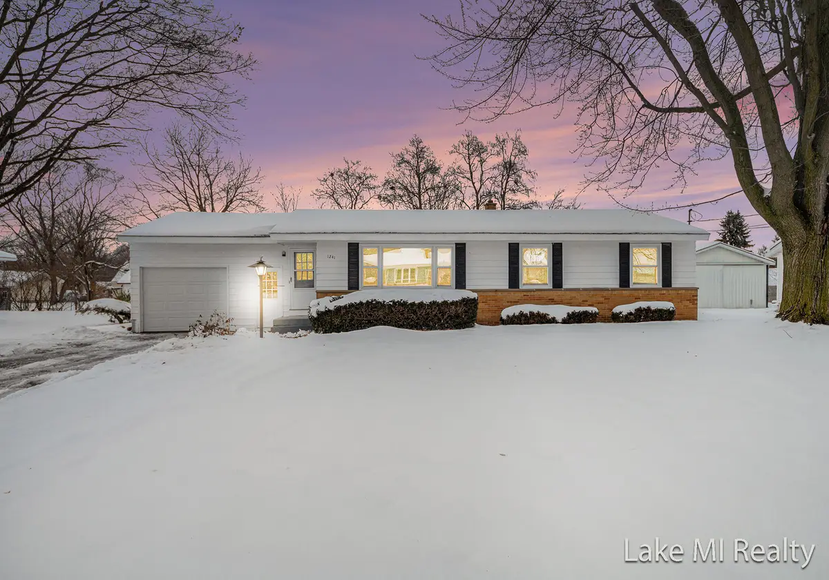 1241 S Marymark Drive, Jenison, MI 49428 - Image #1