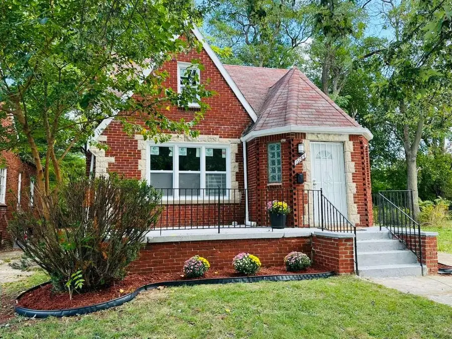 15784 Pinehurst Street, Detroit, MI 48238 - Image #2