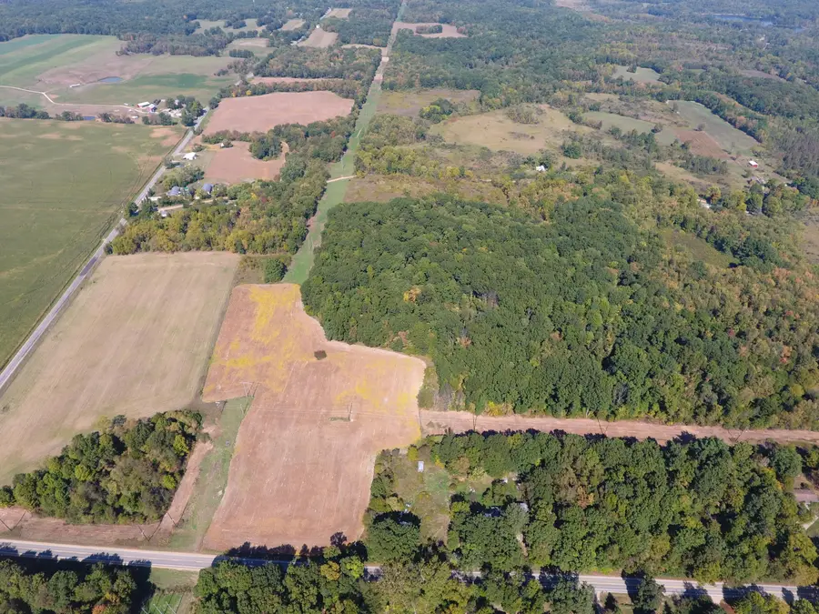 9755 Lindsey Road, Plainwell, MI 49080 - Image #3